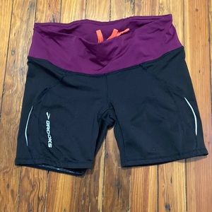 Brooks Womens running shorts. Size Medium.
